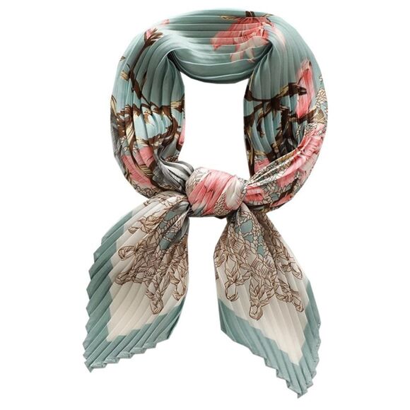 Pleated Blossom Scarf - Picture 2 of 4